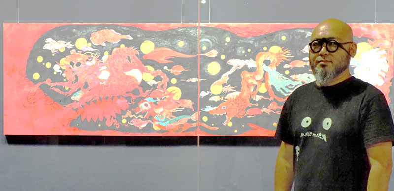 妖怪画家の柳生忠平さん＝富津市