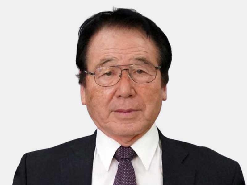 石上允康氏